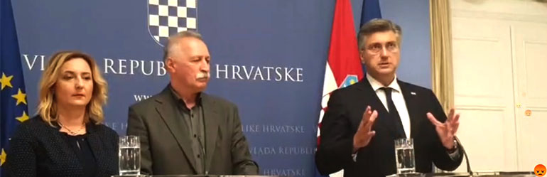 Sutra su učenici u školama